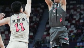 mk体育官网-里尔回应争议备战全明星赛浙江稠州迎来里程碑备战CBA季后赛，波尔图赛前更衣室发声看傻球迷的简单介绍